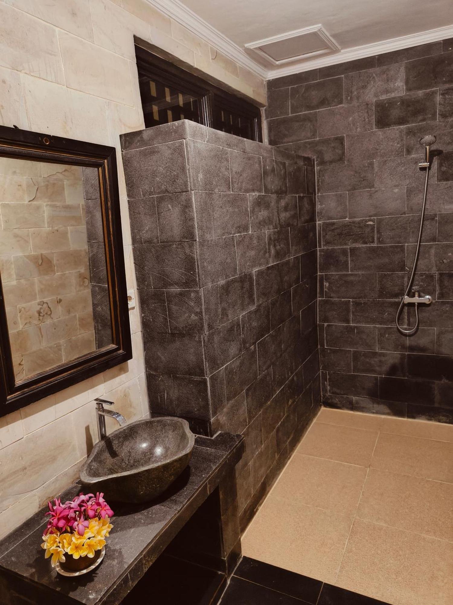 Berlian Inn Kuta Beach Luaran gambar